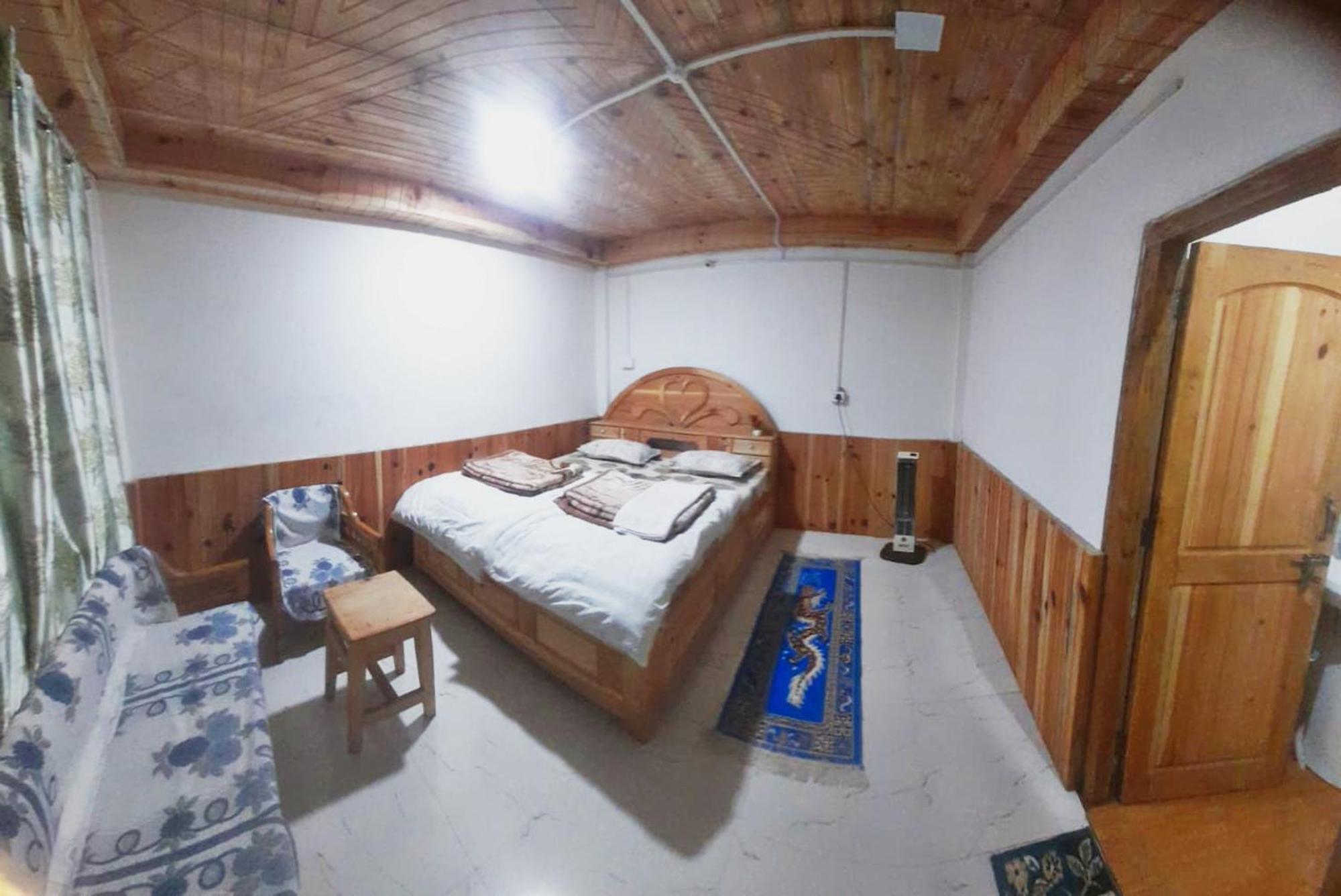 Vansh Green View Homestay Sainj Ngoại thất bức ảnh