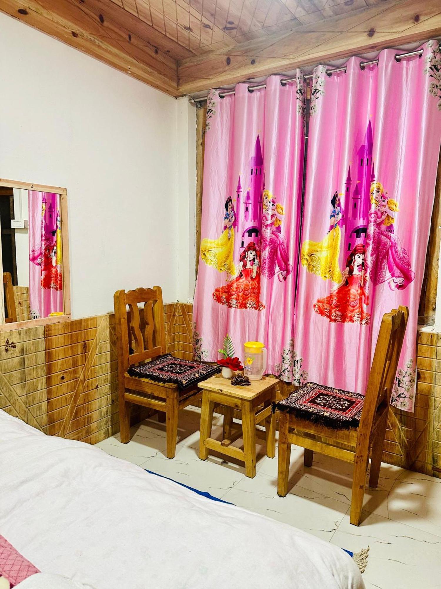 Vansh Green View Homestay Sainj Ngoại thất bức ảnh